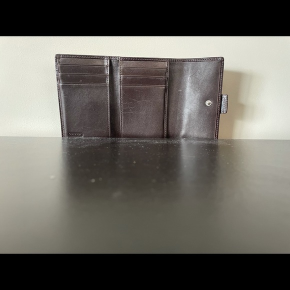 Coach signature C wallet! - Picture 6 of 8